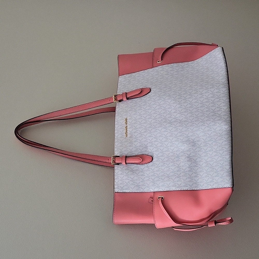 Michael kors large tote